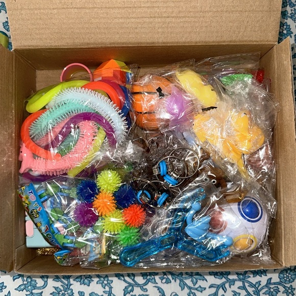 NWT Sensory Fidget Toy Set - Picture 2 of 9